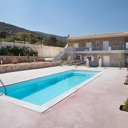 Σπίτι Με Θέα Villa Kalivia Thorikou Exterior photo